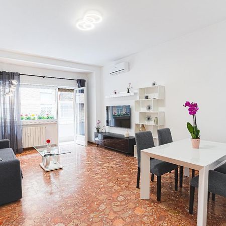 Domus Leo Roma 아파트 외부 사진